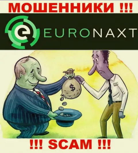 В брокерской компании EuroNaxt Com обманным путем вытягивают дополнительные переводы